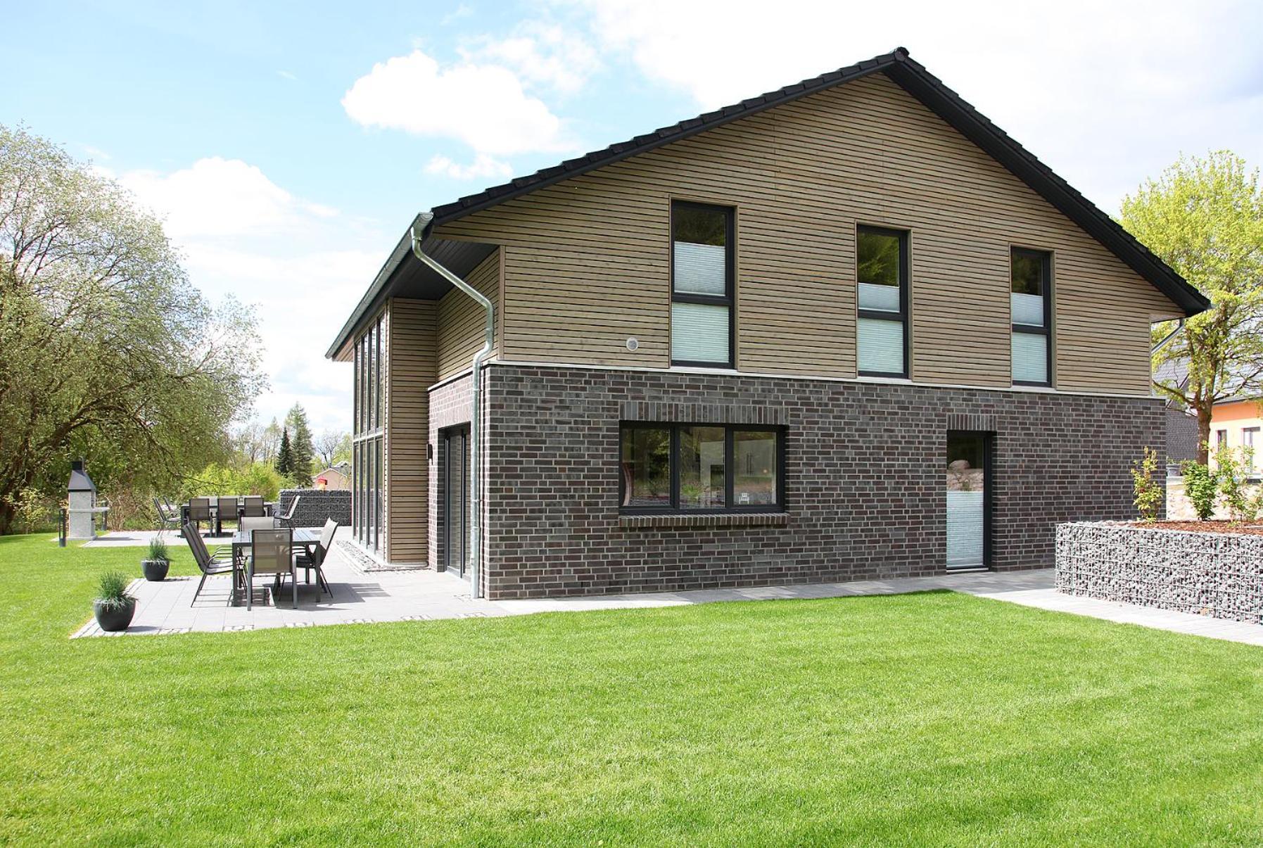 Villa Thormarcon Am Plauer See Fuer 18 Gaeste, Sauna, Pool Lenz Exterior photo